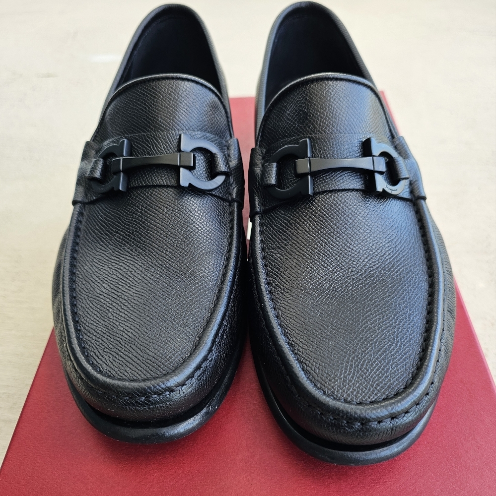 Ferragamo Men's Gancini Crown Bit Leather Loafers - Picture 6 of 16